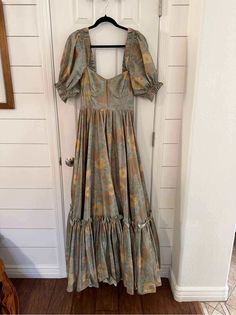 Selkie Citrus Trip Ritz Gown Puff-Sleeve Vintage Inspired Floral Maxi Dress - Picture 3 of 14